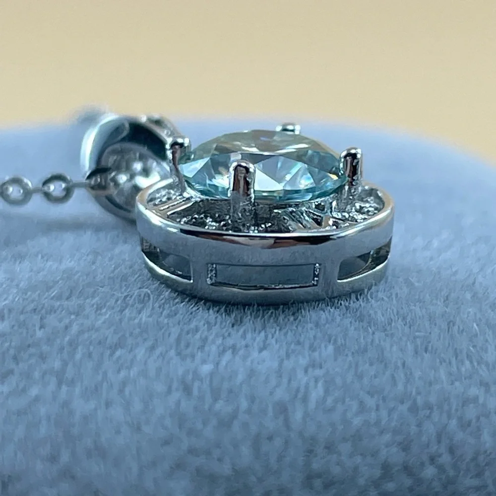 1ct Moissanite Round Cut Sterling Silver Fine Pendant Necklace